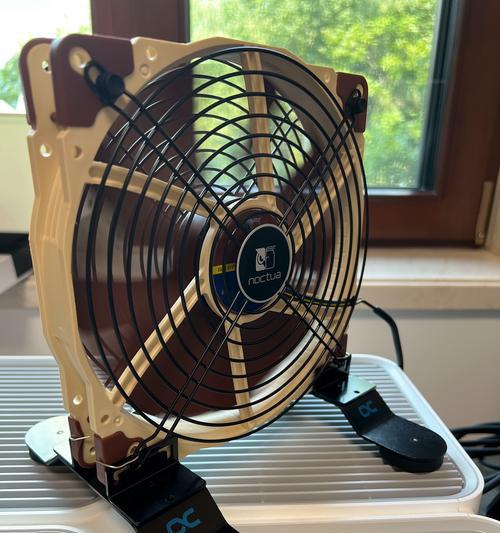 电视外置散热器的使用方法是什么？  第1张