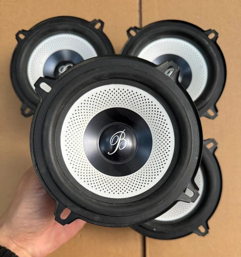 热爱汽车音响的性能如何？安装后音质提升明显吗？  第1张