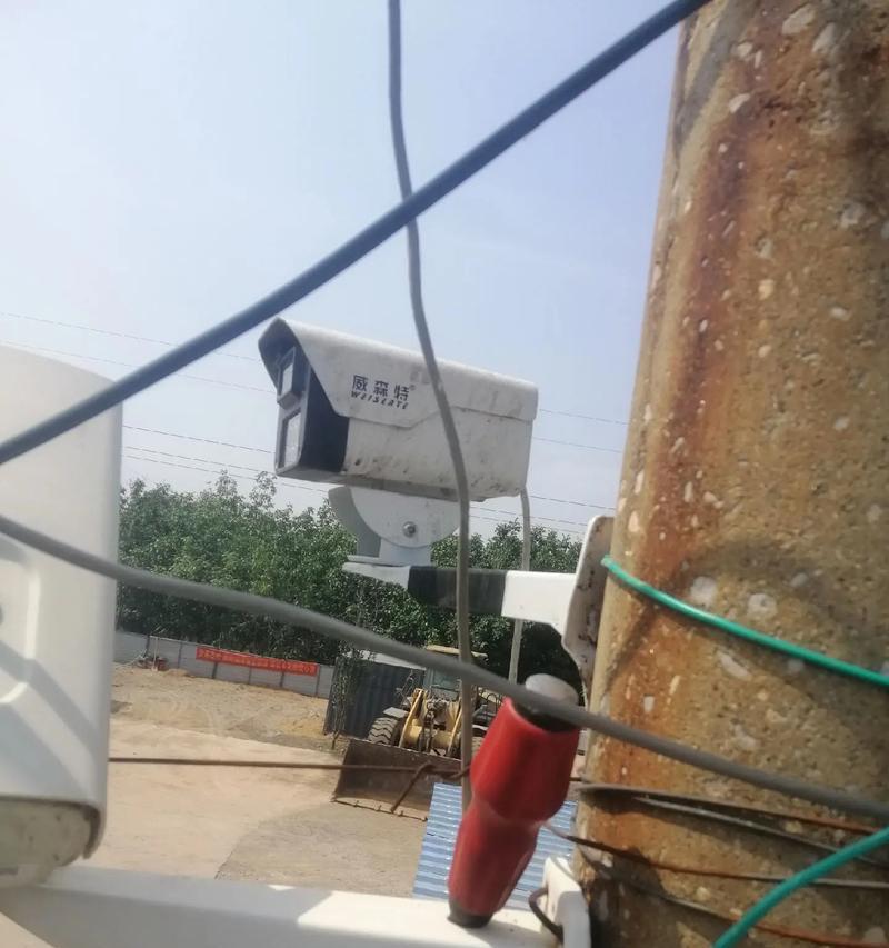 解决监控显示器有印子问题的有效方法（清洁维护监控显示器）  第1张